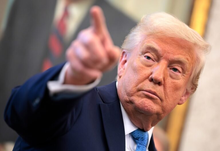 'Trump coins' praises Trump for high gold prices. Experts point out economic uncertainty